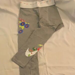 Nike leggings